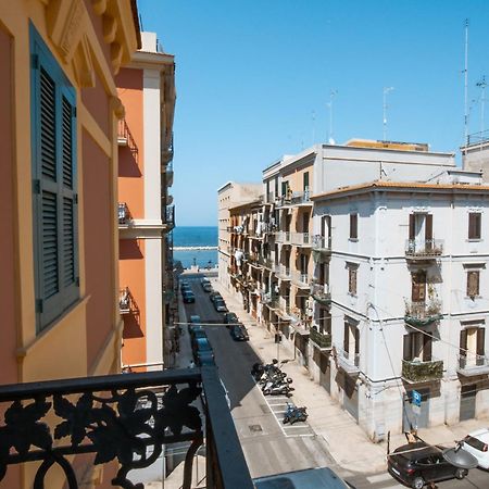 Апартаменты Palazzo Marevento Бари Экстерьер фото